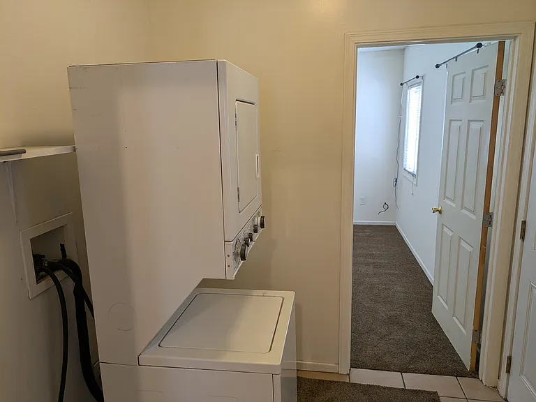 13118 E Penn St — Photo 12