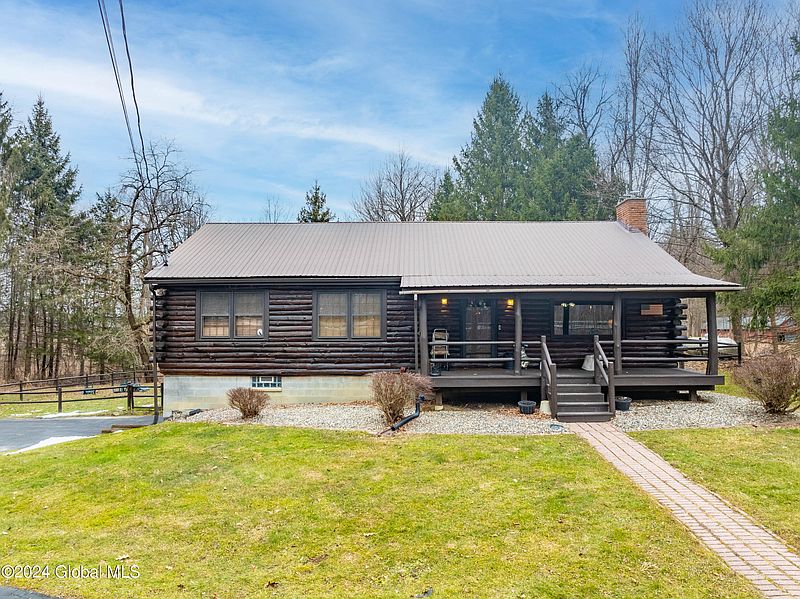 3rd image of 2653 New Scotland Road