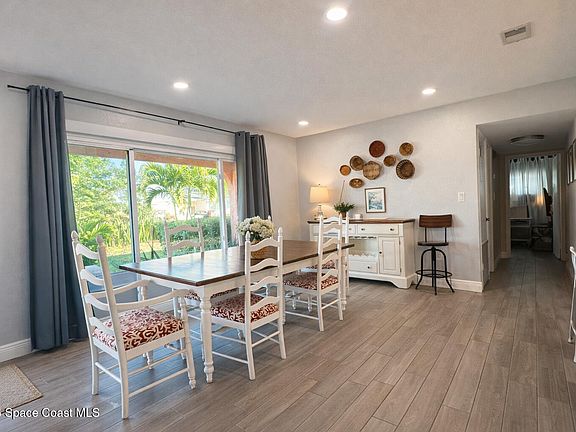 3rd image of 120 Boca Ciega Rd