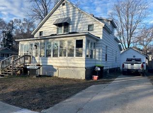 401 E Hines St, Midland, MI 48640