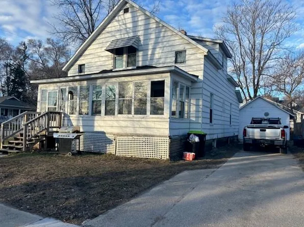 401 E Hines St, Midland, MI 48640