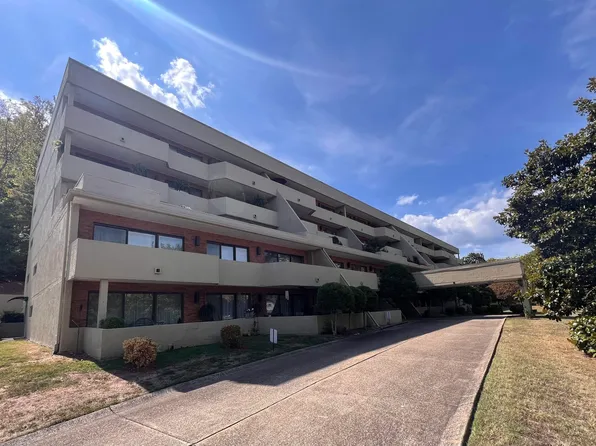 699 Whitaker Blvd W APT 401, Huntington, WV 25701