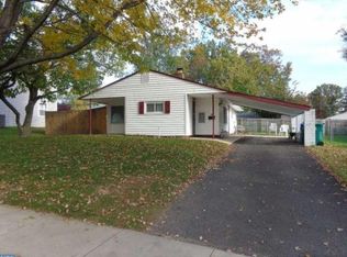 34 Mimosa Ln, Levittown, PA