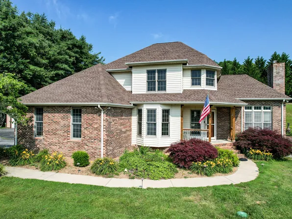 945 Dashaway Rd, Chuckey, TN 37641