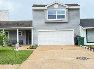 10718 Boardwalk St, Houston, TX 77042