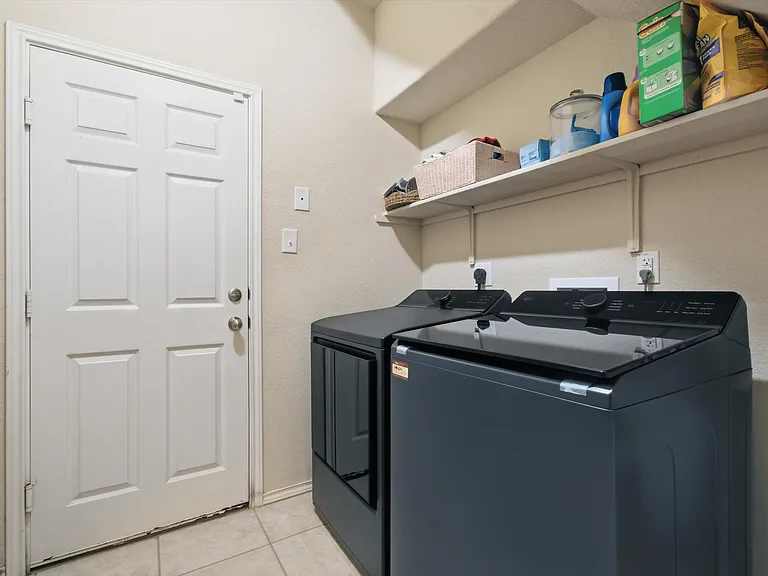 3313 Parkmill Dr — Photo 30
