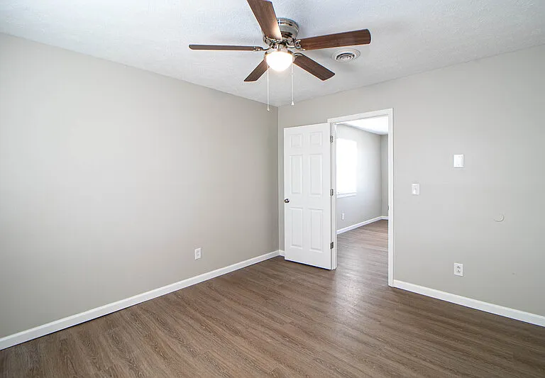 404-10 Thompsonville Ln — Photo 13