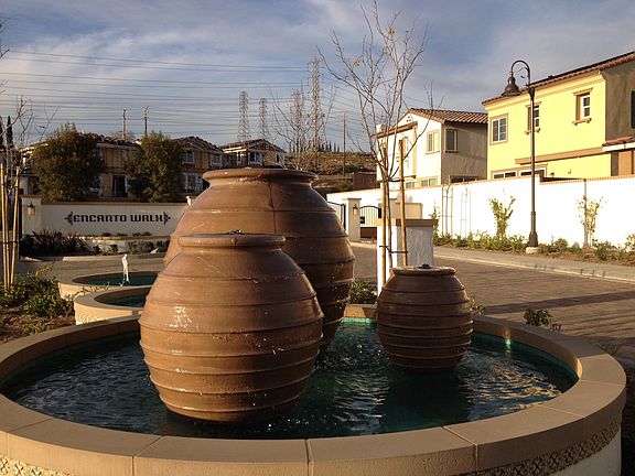 3rd image of 205 Encanto Ln