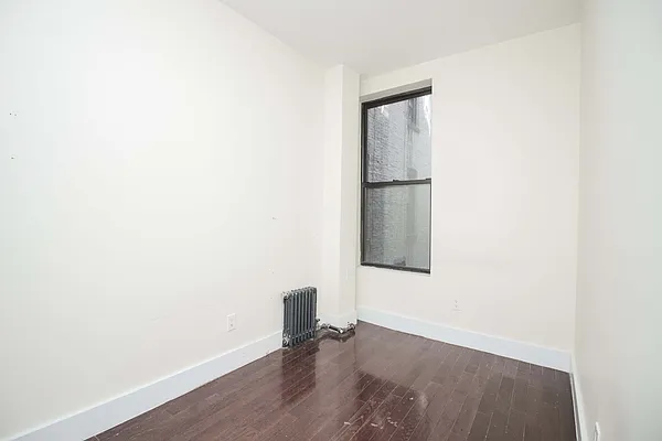 Rented by New Amsterdam Realty Group | media 15