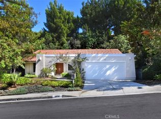 10239 Briarwood Dr, Los Angeles, CA 90077