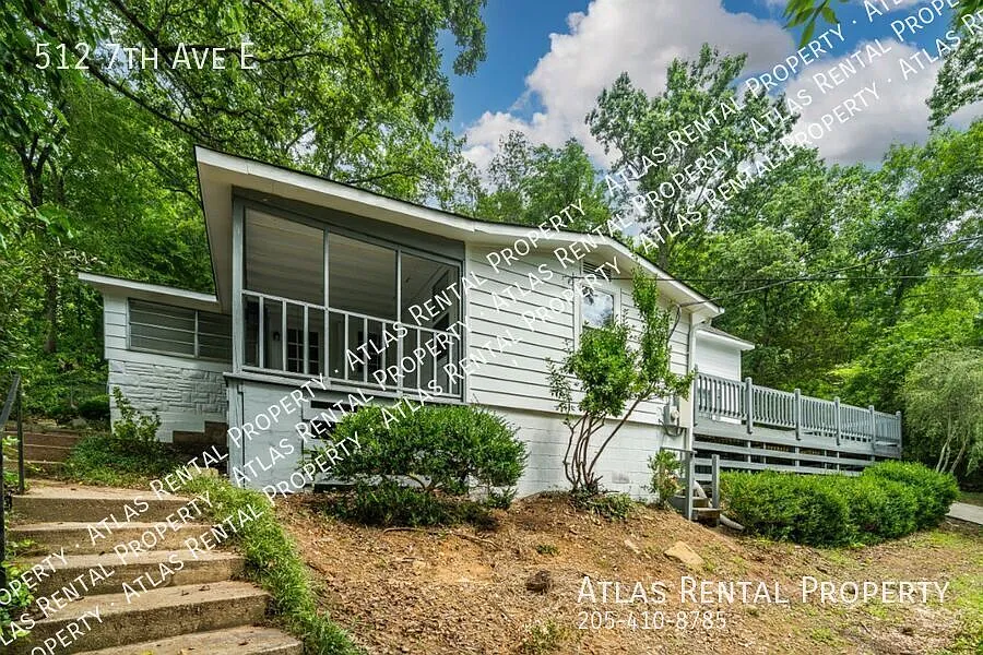 Appliances Included! 3 Bedroom Beauty! — Photo 3