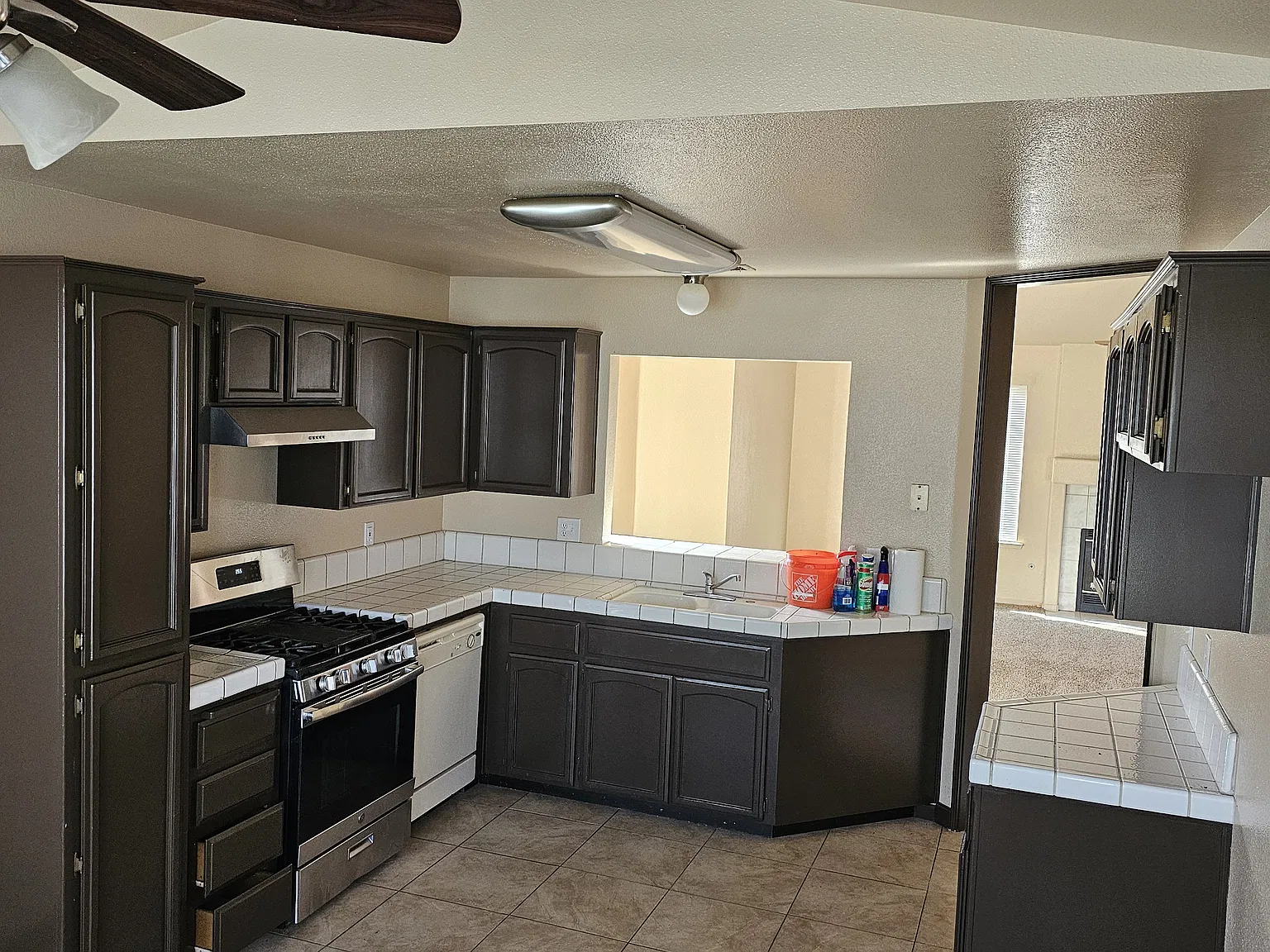 3 bed, 1510 sqft, $2,250 — Photo 4