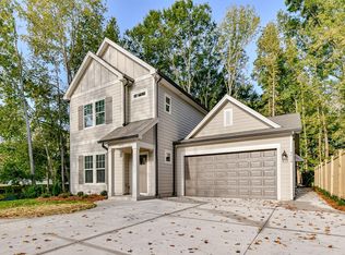 6414 Park South Dr, Charlotte, NC 28210