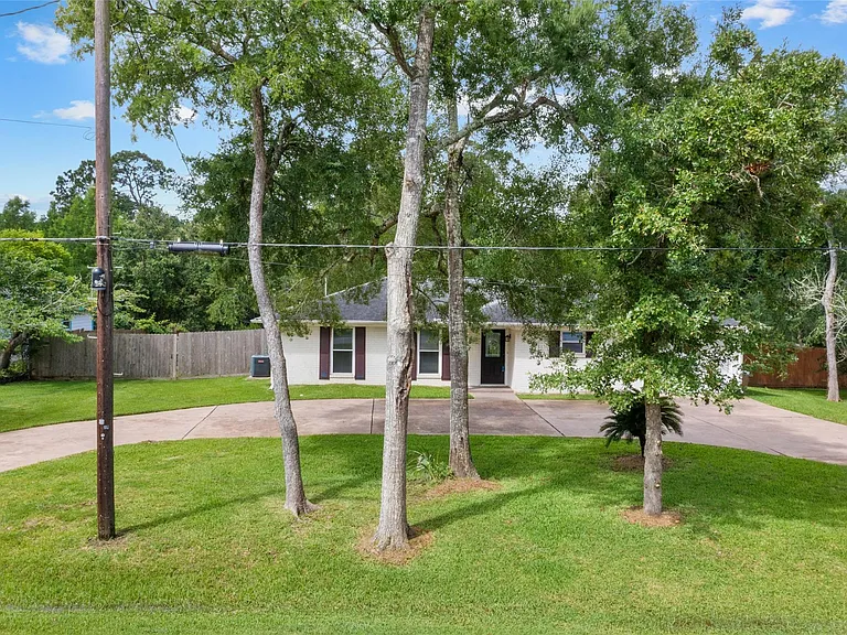 3310 Oak Dr — Photo 24