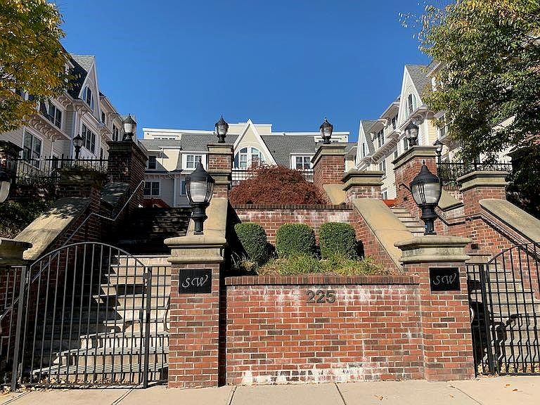 1st image of 225 Stanley Ave Unit 202