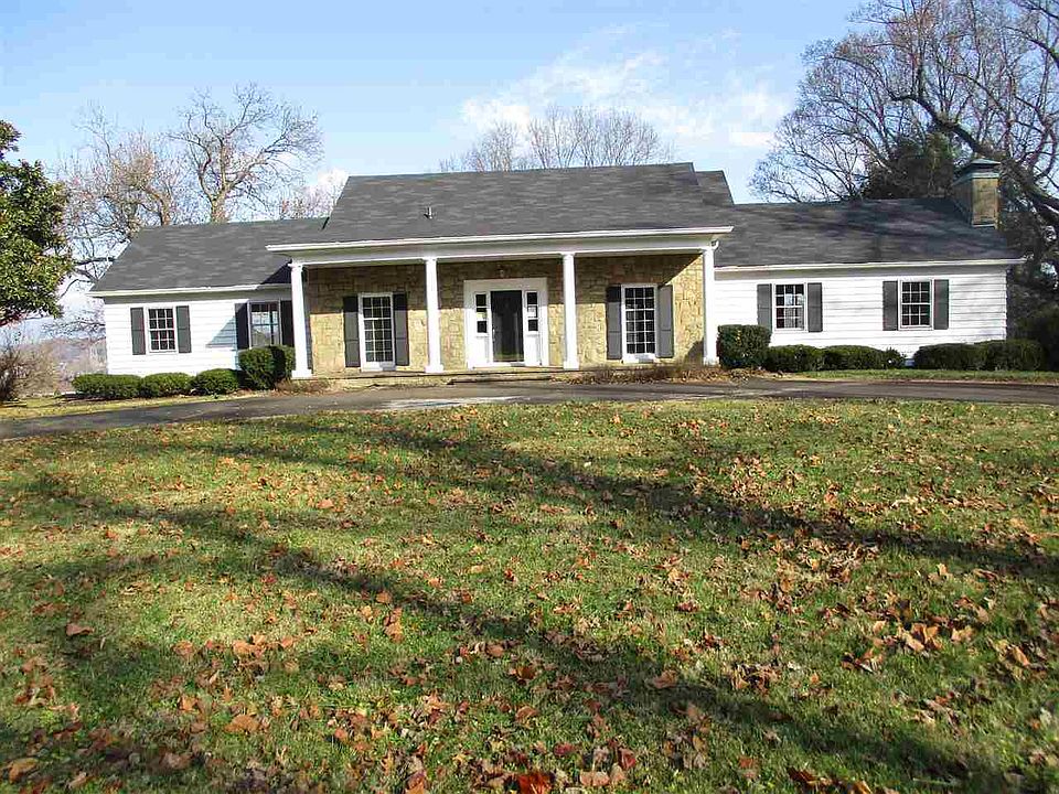 1st image of 1300 Oakview Dr