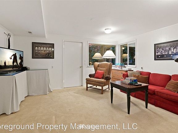 3rd image of 9125 NE 21st Pl