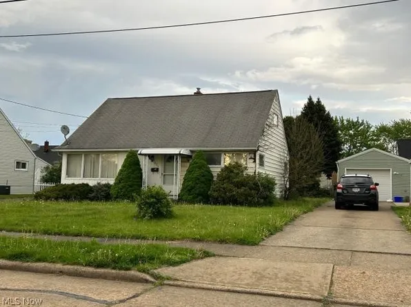1226 Valleyview Ave SW, Canton, OH 44710