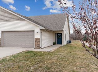 5796 NW 50th St, Johnston, IA 50131