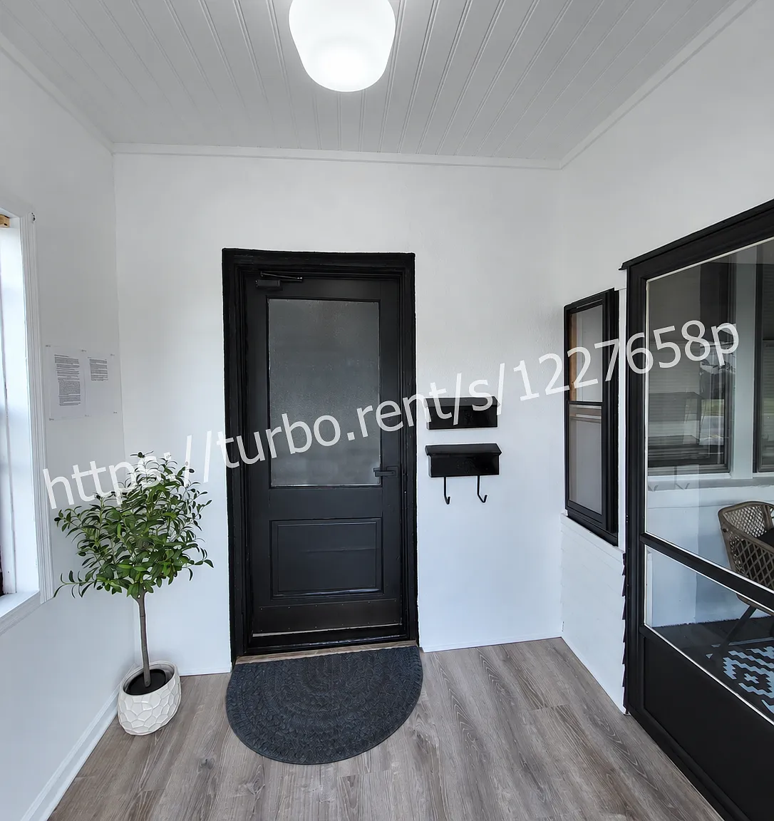 2 bed, 1140 sqft, $2,500 — Photo 2