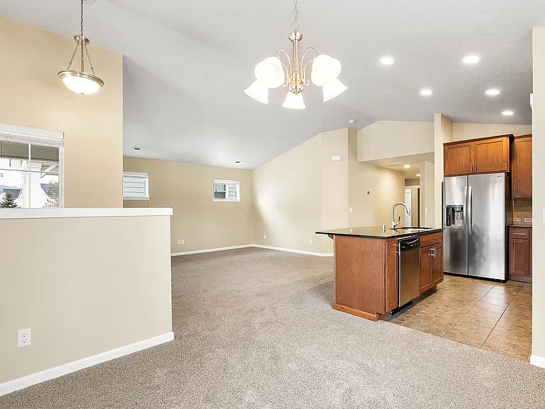 2121 N Country Vista Blvd — Photo 12
