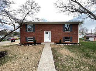 1401 E Debi Cir, Morristown, TN 37813