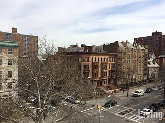 Rented by Living New York