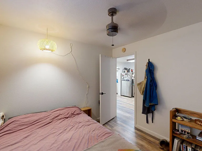 2337 N Glenisle Ave #A — Photo 20