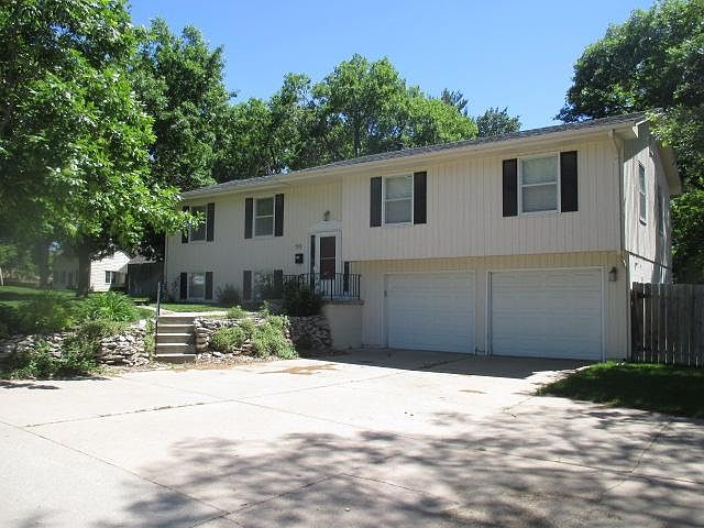 1st image of 3425 S 120th St
