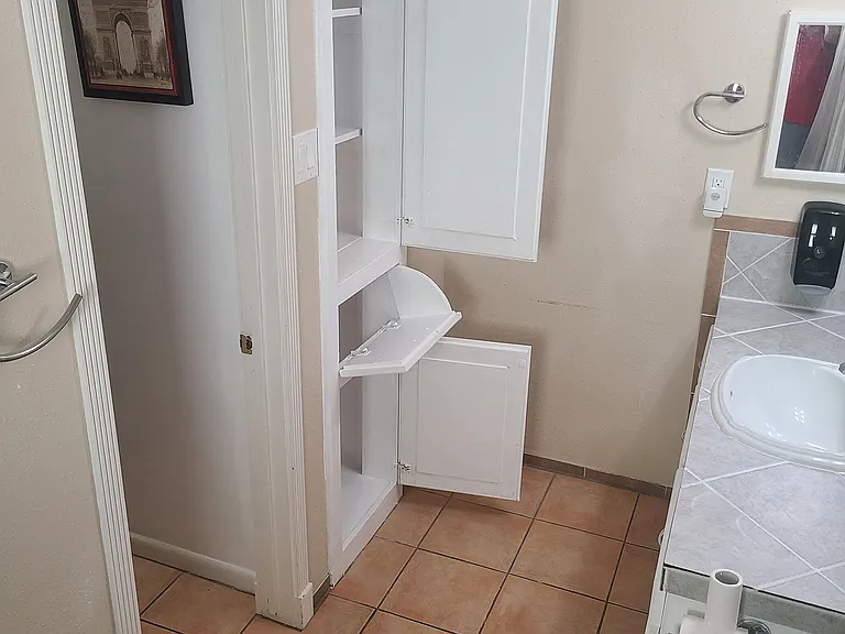 5822 Fairdale Ln #4 — Photo 36
