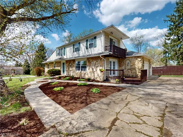 867 Sunset View Blvd, Tallmadge, OH 44278