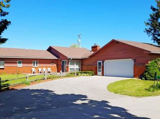 11222 S Lake Michigan Dr, Empire, MI 49630
