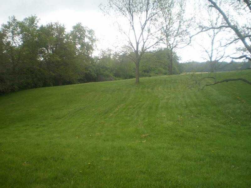 2nd image of 2988 Dayton Springfield Rd