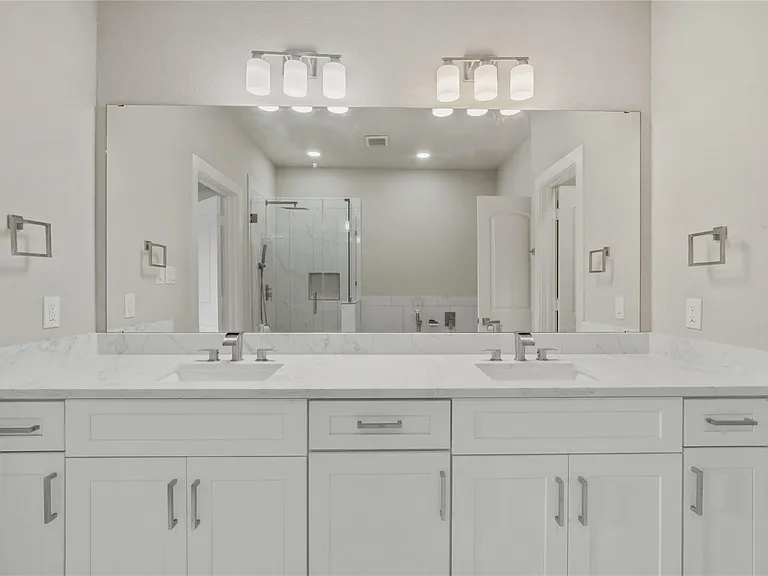 8025 Virgil St — Photo 32