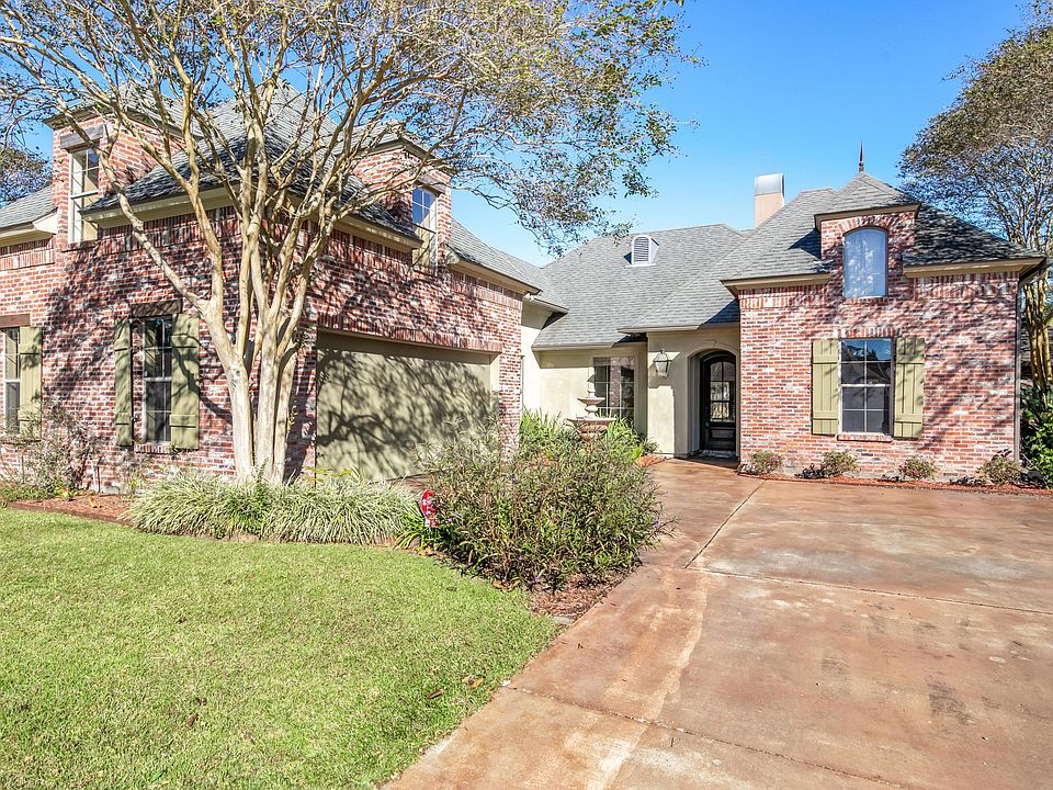 1st image of 318 Breemen Cir