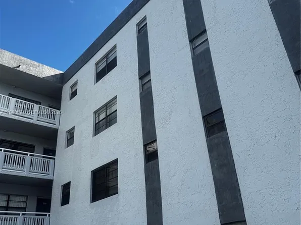 13500 NE 3rd Ct APT 120, North Miami, FL 33161