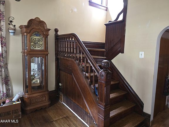 4th image of 814 Washington Ave