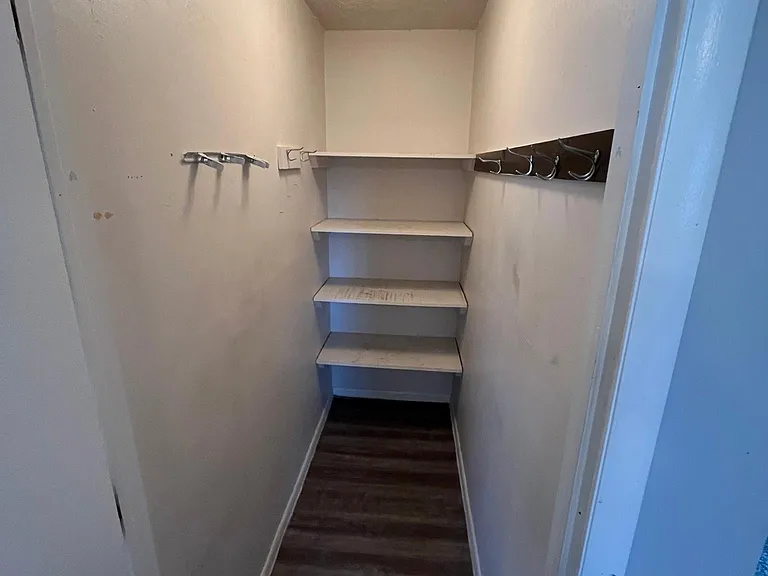 3224 Laurel Rd — Photo 11