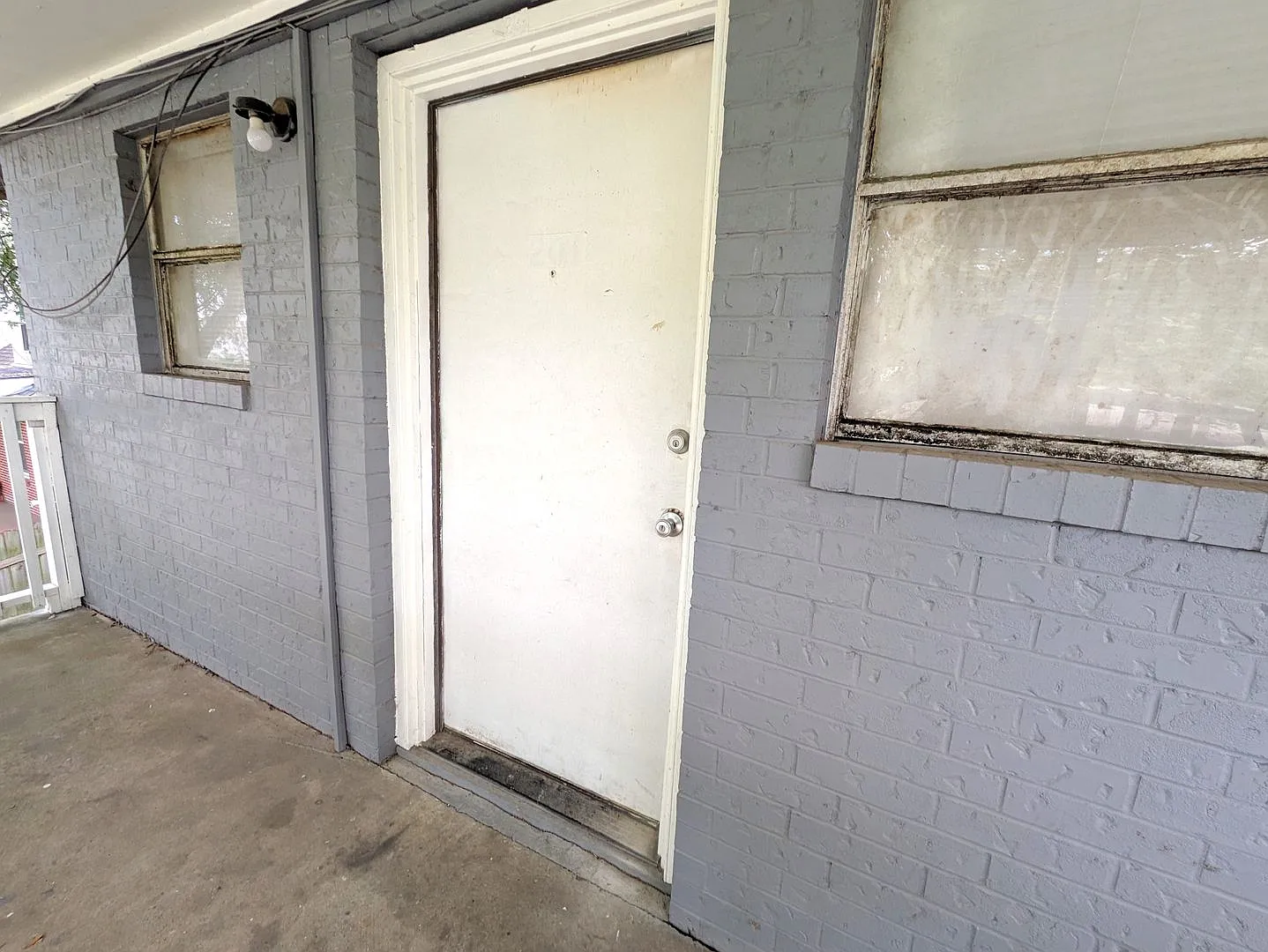 Manya Point Apartments — Photo 1