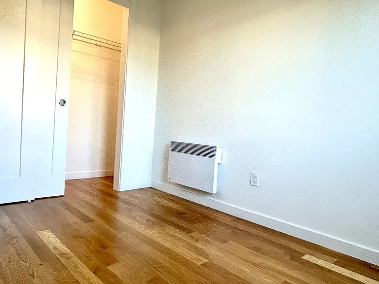 2411 W Boston St #C — Photo 14