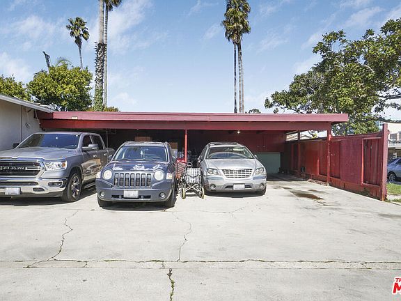 5th image of 725 Indiana Ct