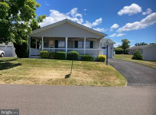 380 Spring Meadow Cir, New Hope, PA 18938