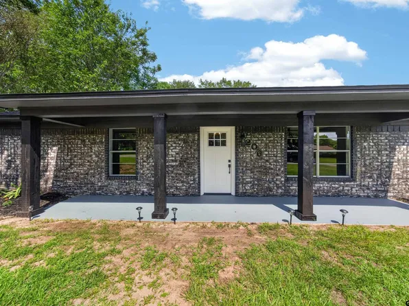 206 Elm St, Winona, TX 75792
