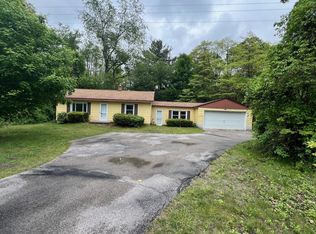 5352 Martin Rd, Norton Shores, MI 49441
