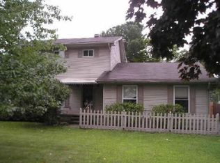 1850 Woodgate St, Youngstown, OH 44515