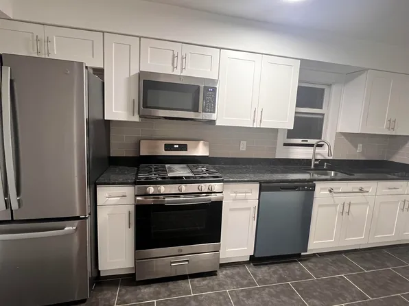 1302 Morris Street image 4 of 12