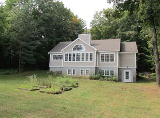 2319 Knollwood Dr, Harbor Springs, MI 49740