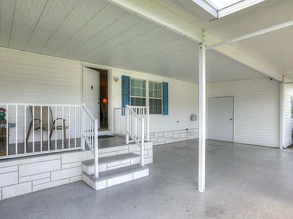 4th image of 1033 Wren Circle