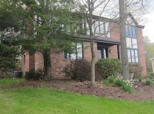 5238 Karrington Dr, Gibsonia, PA