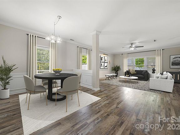 2nd image of 5001 Brodie Ln